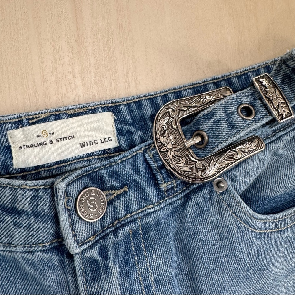 Sterling & Stitch Buckle Ultra High Rise Wide Leg Jean Light Wash Women's 28 - Picture 8 of 16